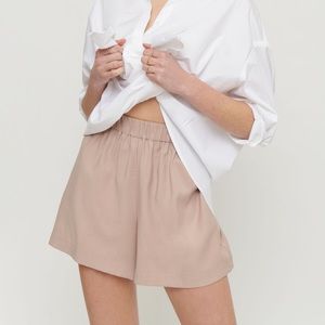 🏡MOVING SALE🏡 Dynamite Lola Shorts